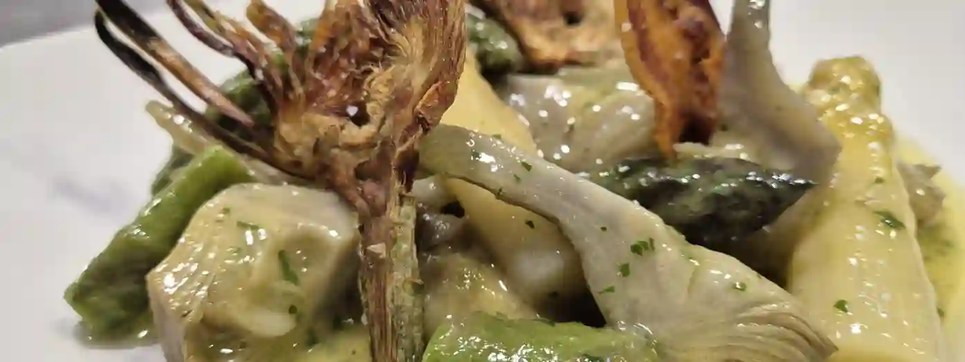 Plato de alcachofas del Hostal Izaga de Noain